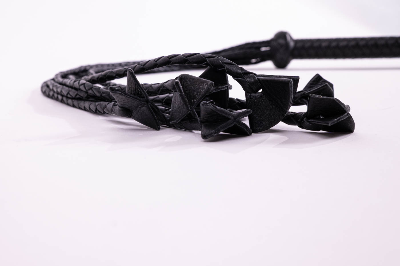 'Quenty' Cat O' Nine, black