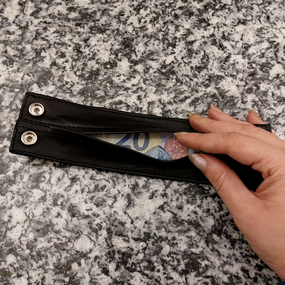 Wallet Wristband, Black