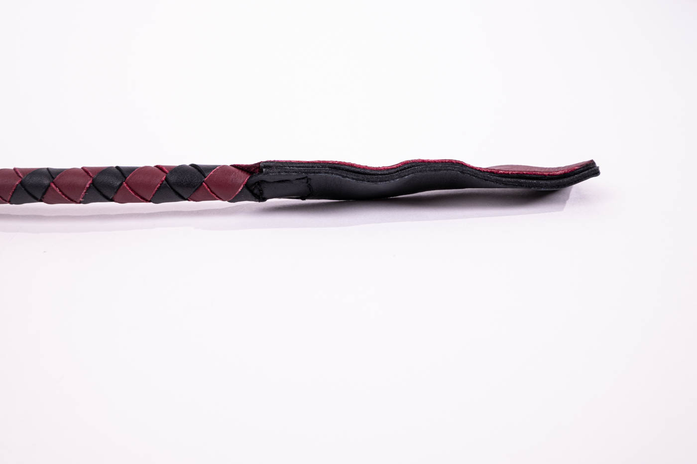 'Estefa', Black/Red