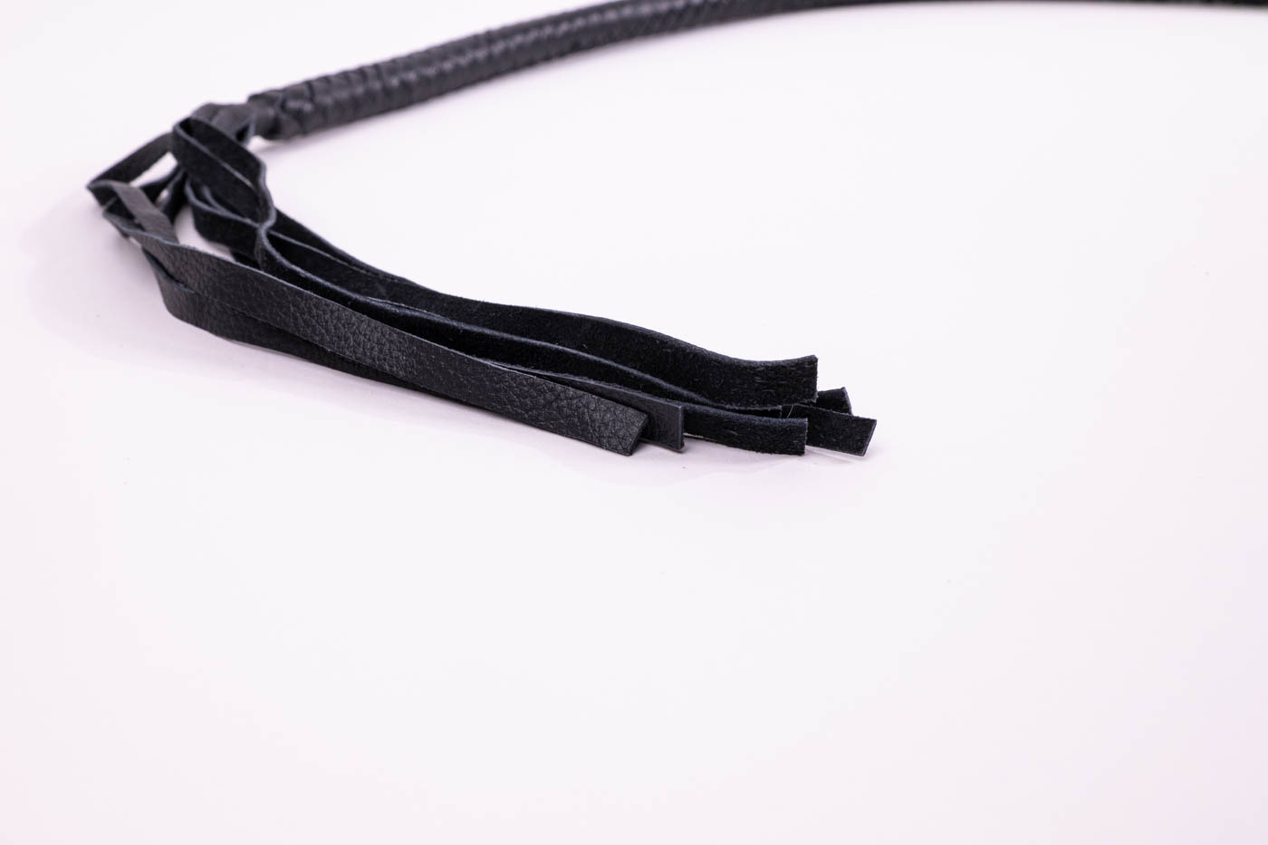 Esmeralda, Singletail with Flogger Ends