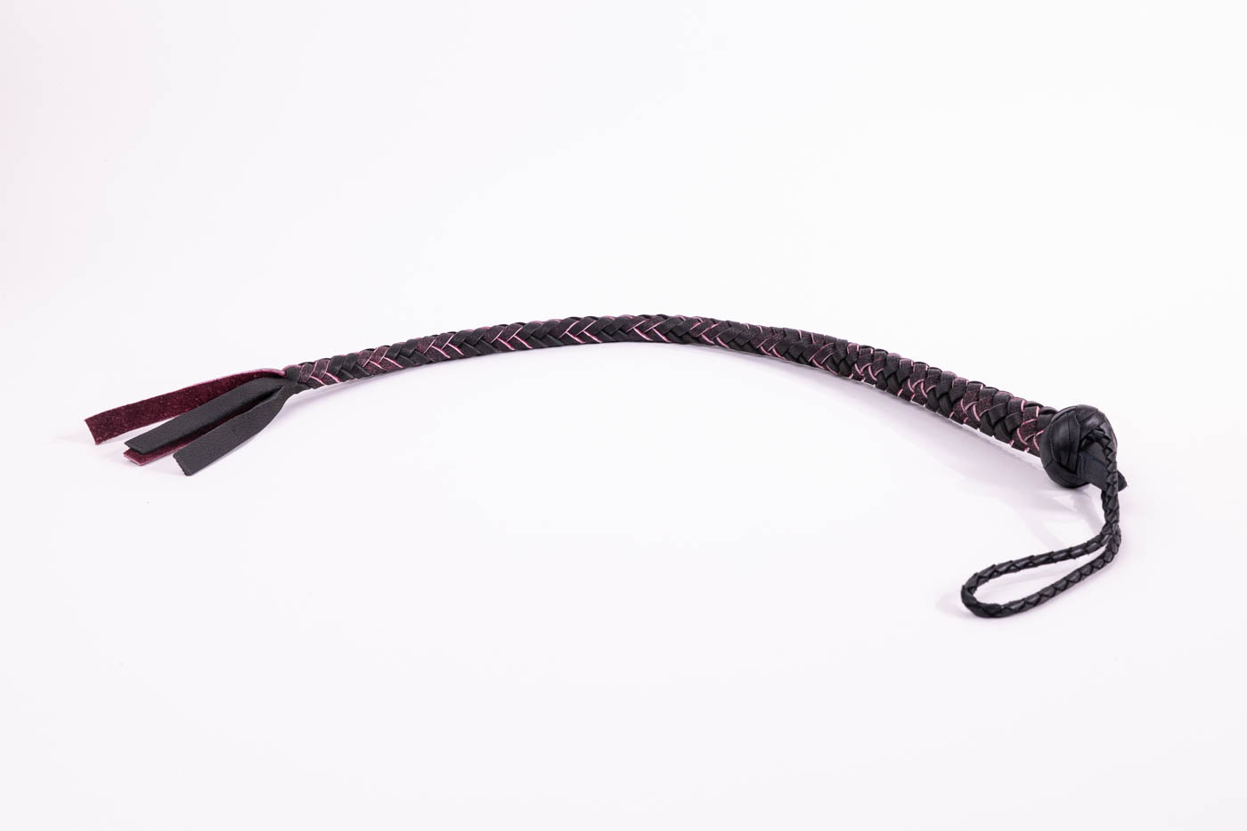'Esteban' Single-Tail made from thick Cowhide Leather