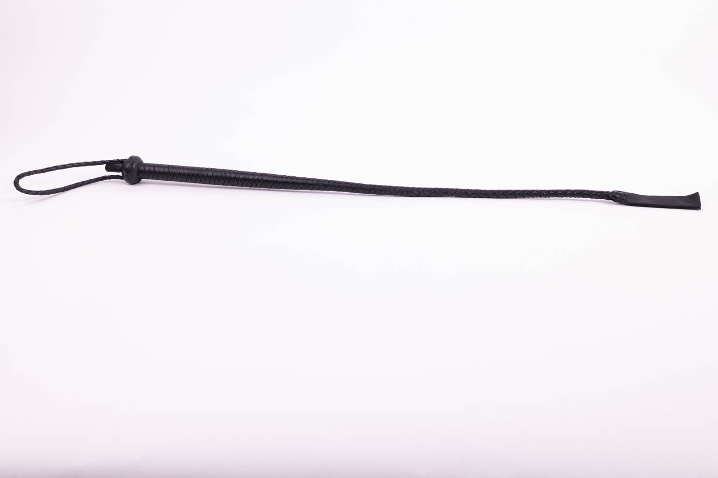 'Esteban' Single-Tail made from thick Cowhide Leather