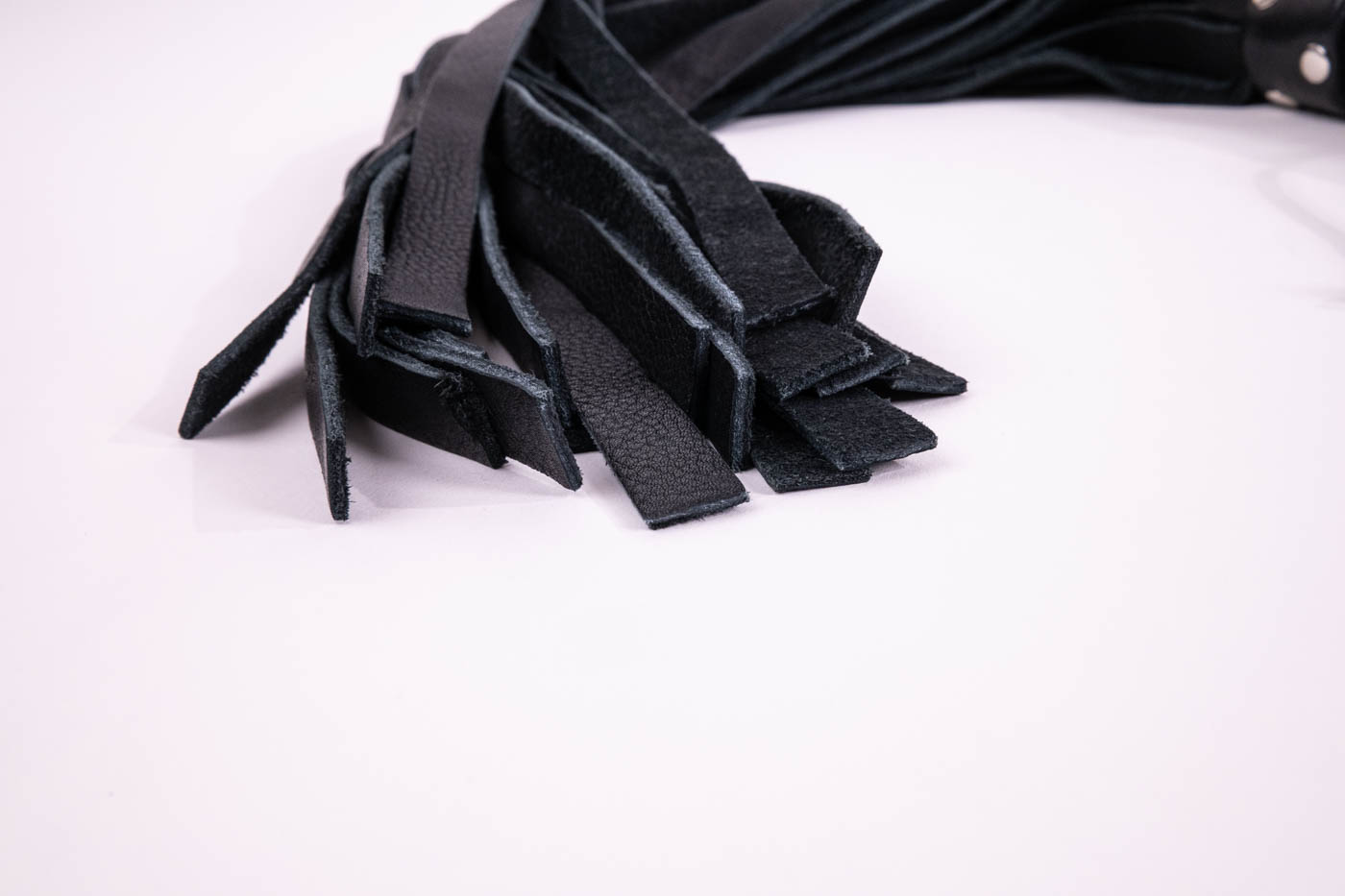 'Clavus', Flogger with studs