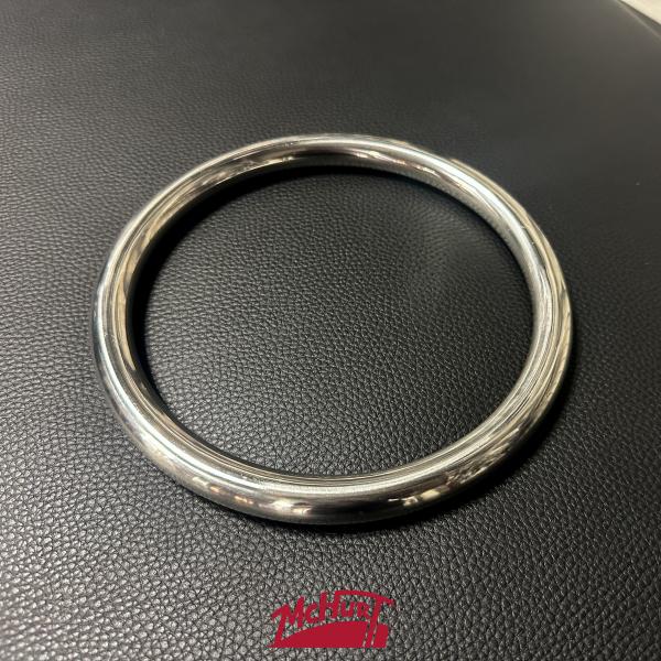 Kleiner Bondage-Ring aus Edelstahl