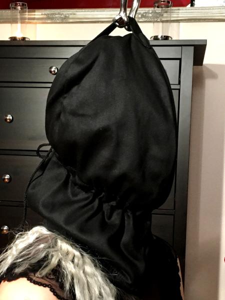 Slack Hood made from black cotton