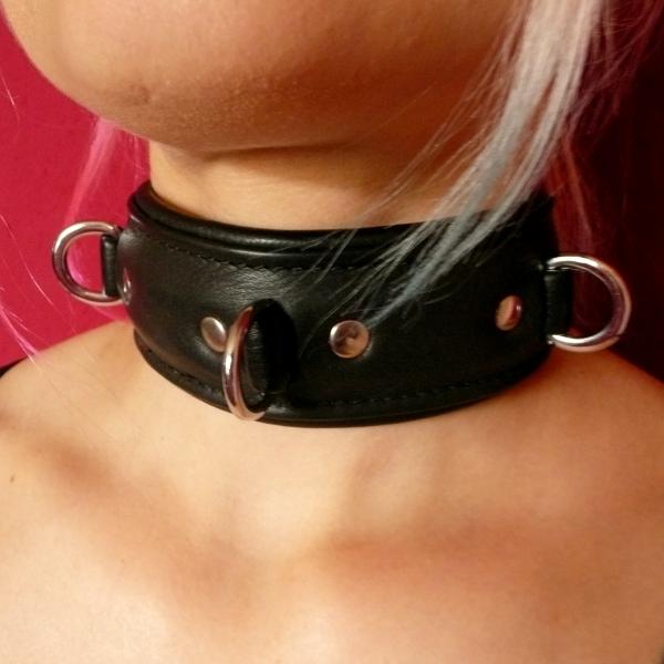 Neck Restraint with 3 D-rings, black