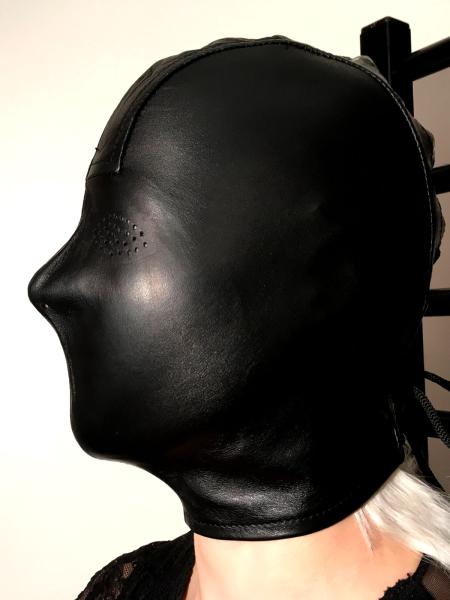 Light Hood with closed mouth and mashed eyes