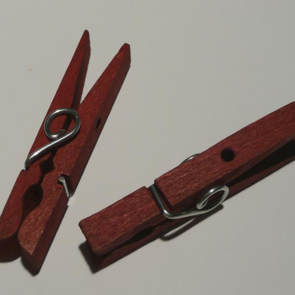 Wooden Clamps, 1 Pair, Red