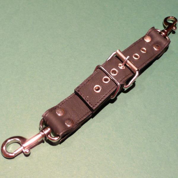 'Ihsan' - Connecting Strap with Snap Hooks - Short