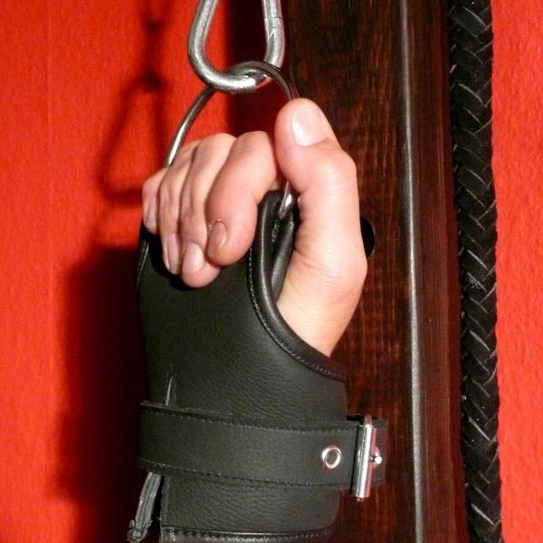'Ihsan'-Wrist Suspension Cuffs Small